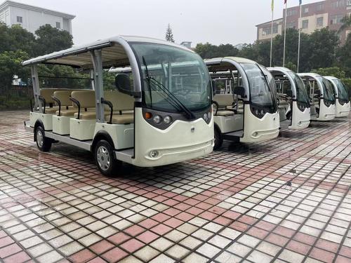 Jüngste Firmenblogs über Sightseeing-Shuttlebusse: Einfache Fahrt durch große Parks