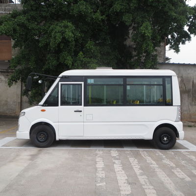 Kleines elektrisches Shuttle-Auto benzinbetrieben für öffentliche Sicherheits-Patrouille