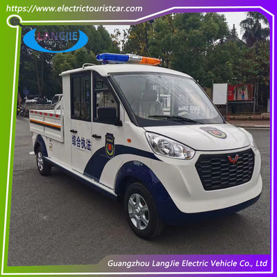 High Impact FPolizei-Streifenwagen öffentliche Sicherheit Elektro-Streifenwagen zum Parken